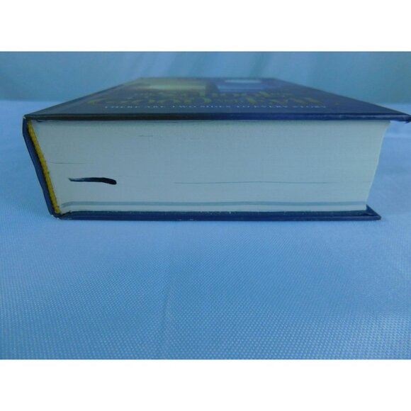 The School for Good and Evil Soman Chainani Fantasy Hardcover Netflix Edition - Picture 2 of 6